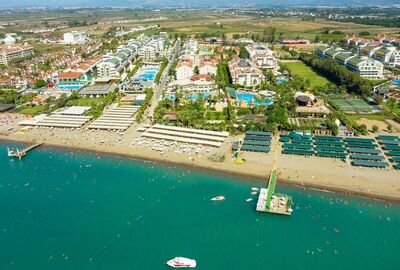 Aydınbey Famous Resort Hotel