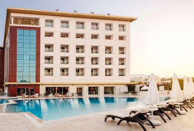 Grand Pasha Kyrenia Hotel